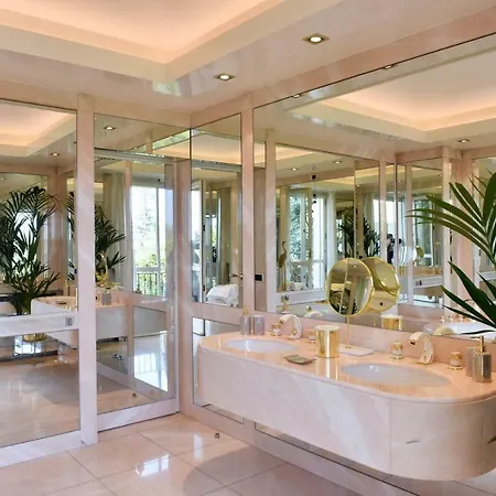 招待所 La Via Romana Boutique 4*