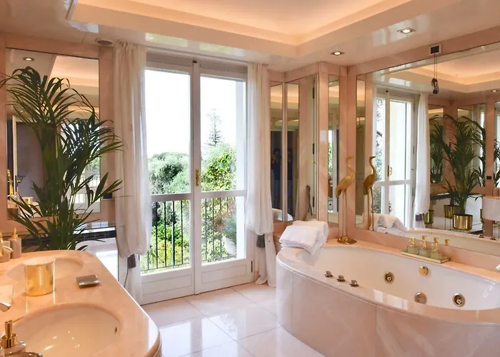 Casa de hóspedes La Via Romana Boutique 4*